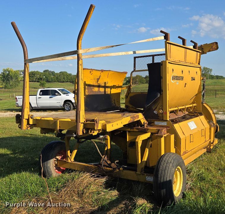 image for item EV1720 DuraTech Haybuster 2544 bale processor