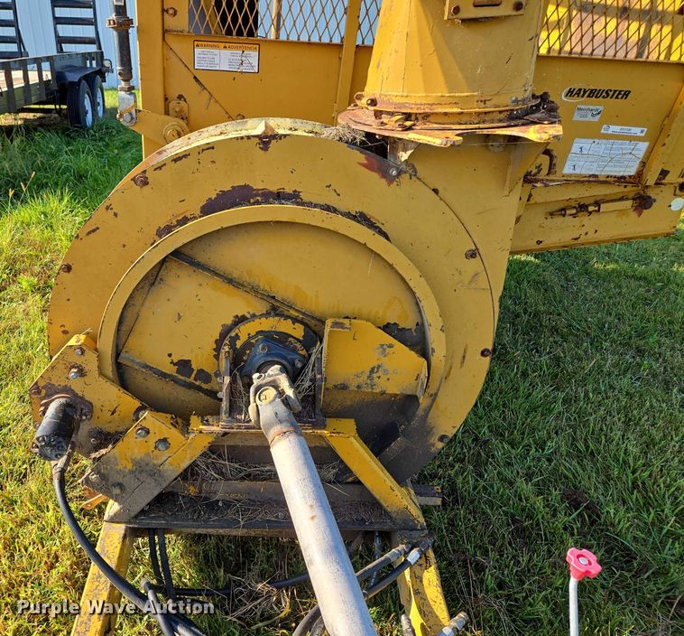 image for item EV1720 DuraTech Haybuster 2544 bale processor