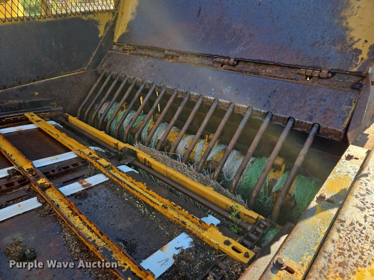 image for item EV1720 DuraTech Haybuster 2544 bale processor