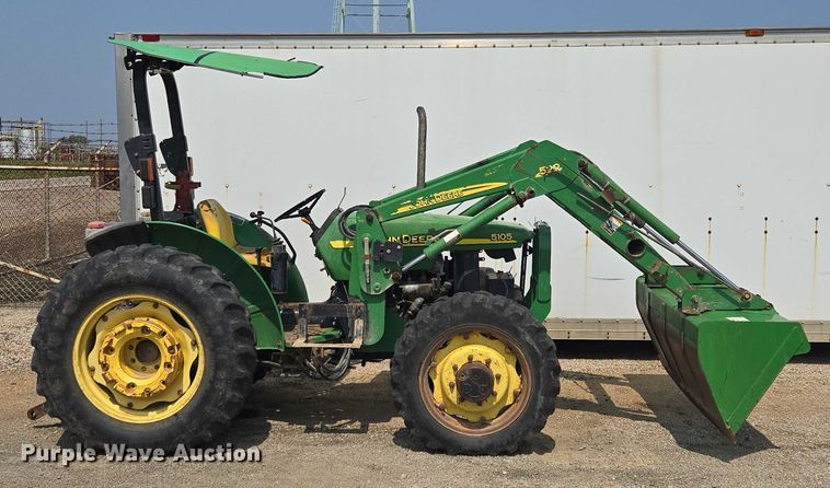 image for item EV1729 2005 John Deere 5105 MFWD tractor