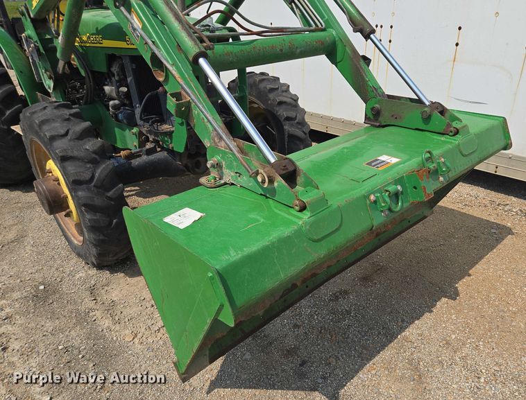 image for item EV1729 2005 John Deere 5105 MFWD tractor