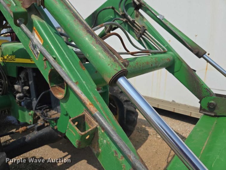 image for item EV1729 2005 John Deere 5105 MFWD tractor