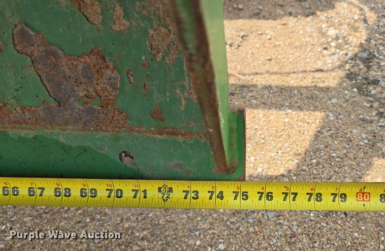 image for item EV1729 2005 John Deere 5105 MFWD tractor