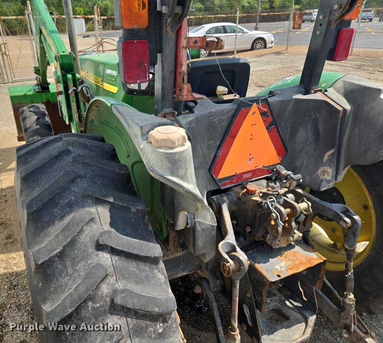 image for item EV1729 2005 John Deere 5105 MFWD tractor