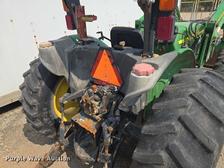image for item EV1729 2005 John Deere 5105 MFWD tractor