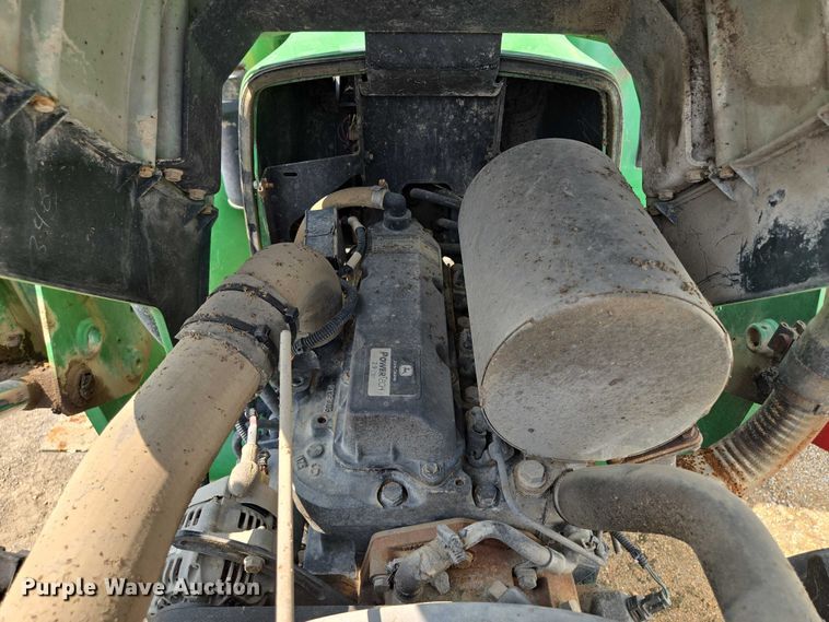 image for item EV1729 2005 John Deere 5105 MFWD tractor