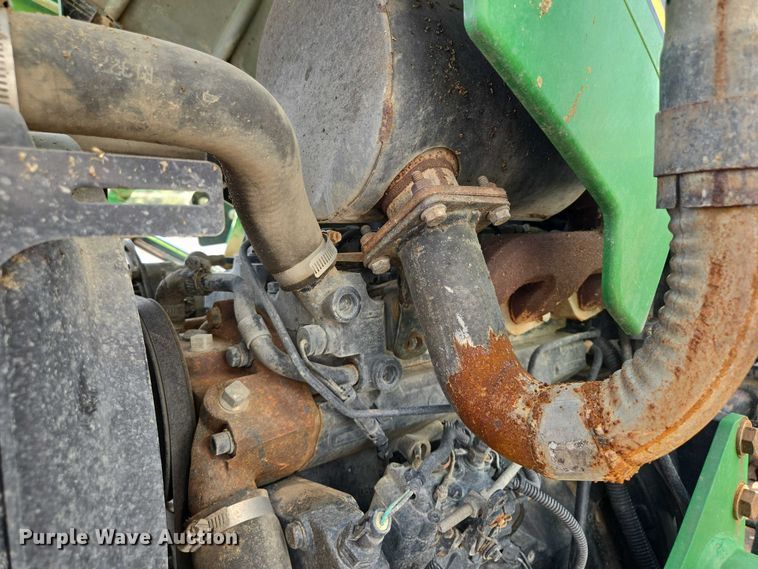 image for item EV1729 2005 John Deere 5105 MFWD tractor