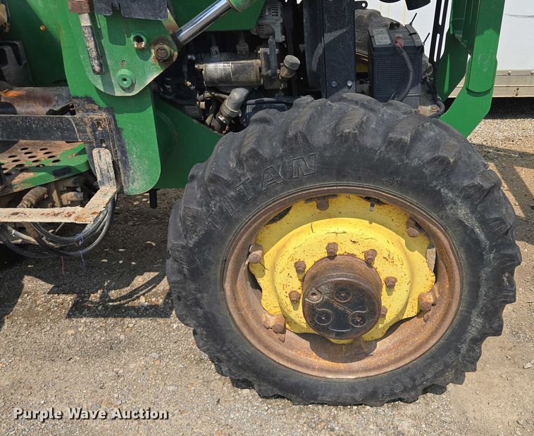 image for item EV1729 2005 John Deere 5105 MFWD tractor