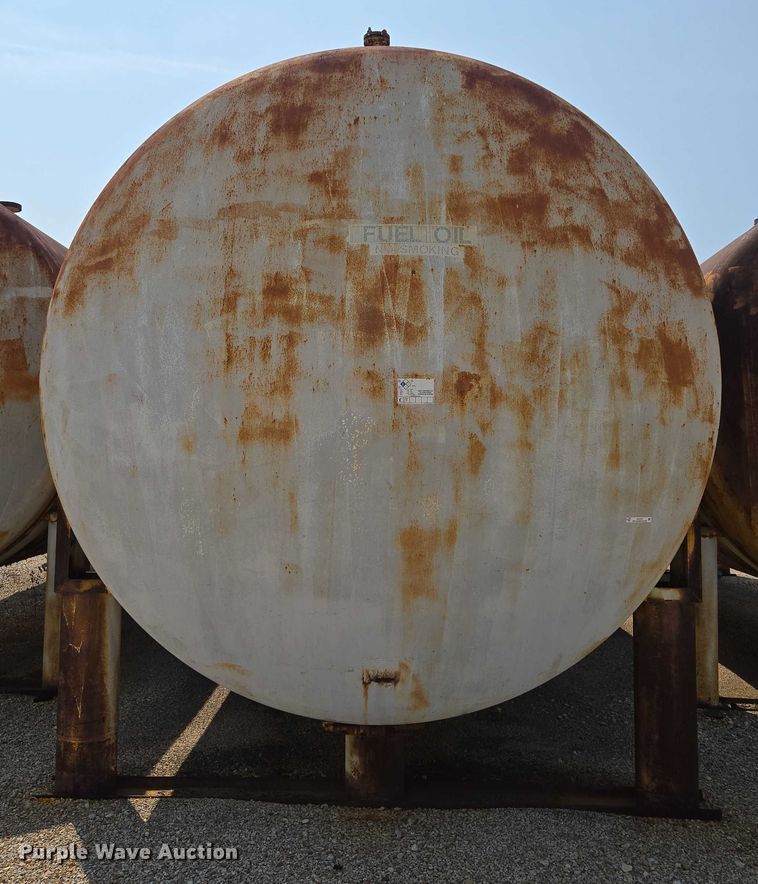 image for item EV1731 Tank