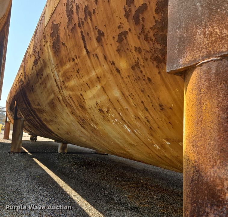 image for item EV1731 Tank