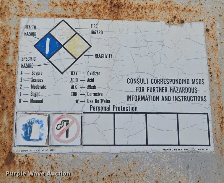 image for item EV1731 Tank