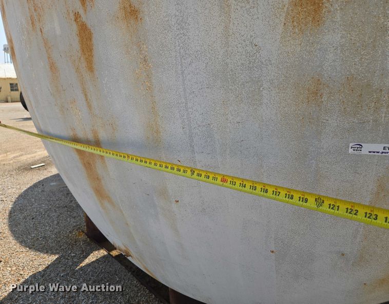 image for item EV1731 Tank