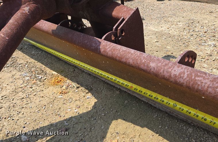 image for item EV1737 Ford 8' W three point blade