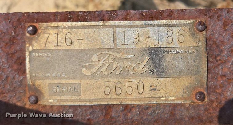 image for item EV1737 Ford 8' W three point blade