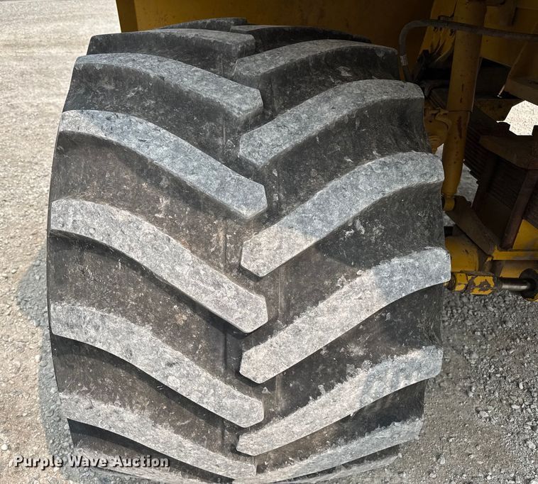 image for item EV1744 2002 Ag-Chem TerraGator 8104 applicator truck