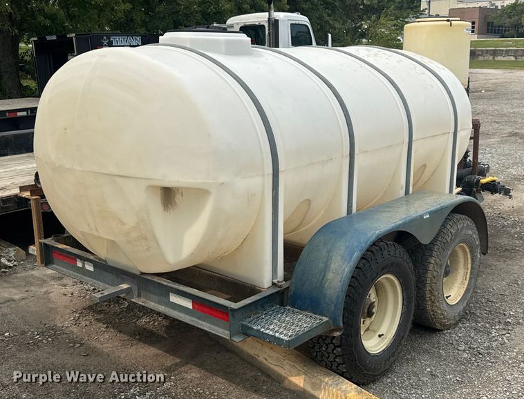 image for item EV1746 Duo Lift chemical mixing trailer