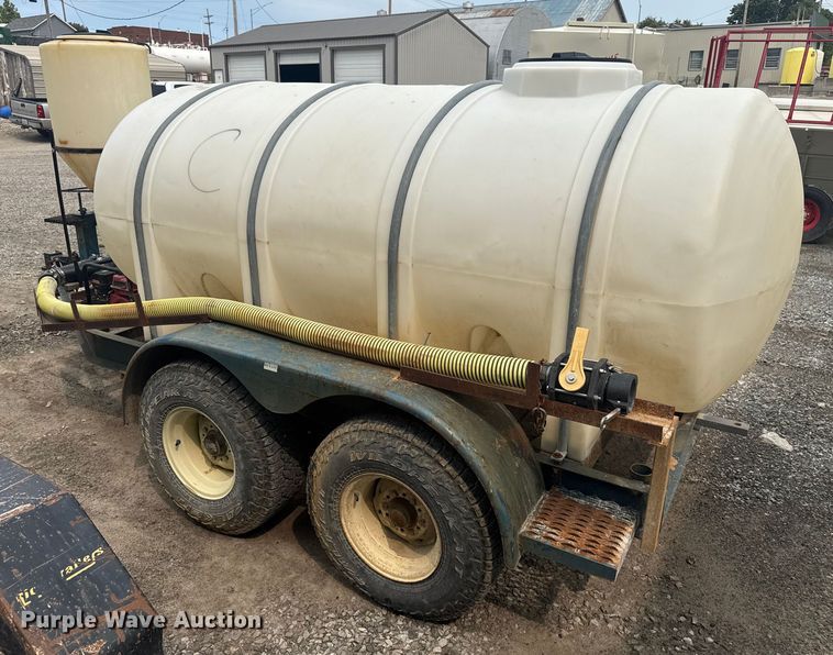 image for item EV1746 Duo Lift chemical mixing trailer