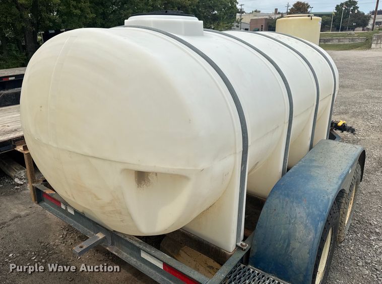 image for item EV1746 Duo Lift chemical mixing trailer