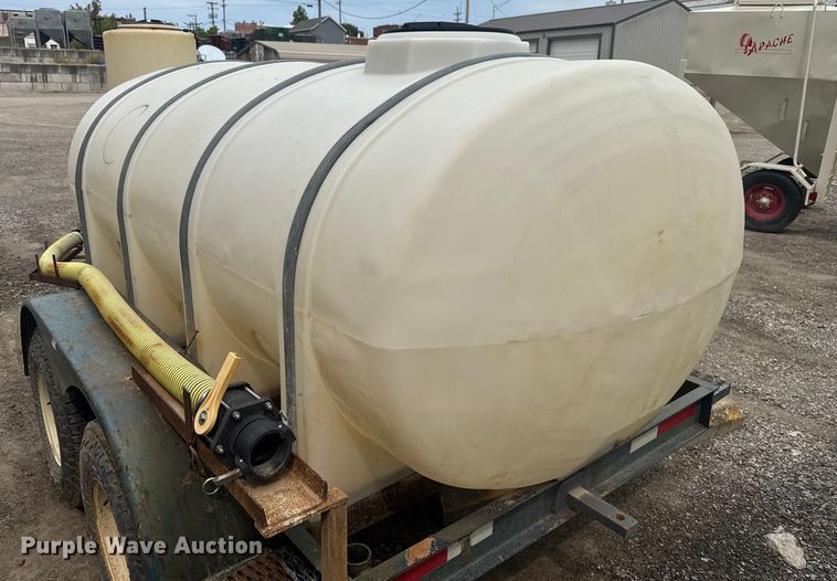 image for item EV1746 Duo Lift chemical mixing trailer