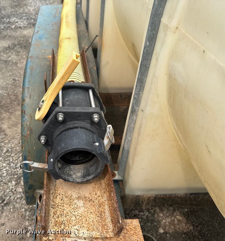 image for item EV1746 Duo Lift chemical mixing trailer