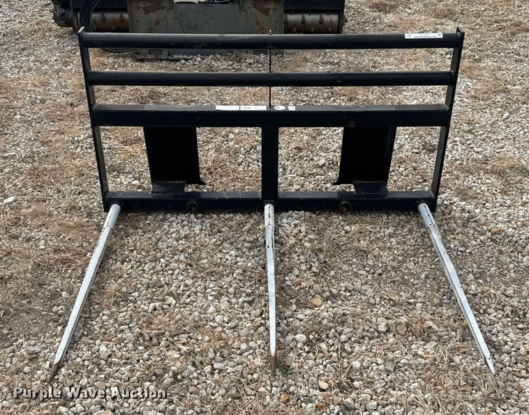 image for item EV1827 Tri-L  skid steer bale spear