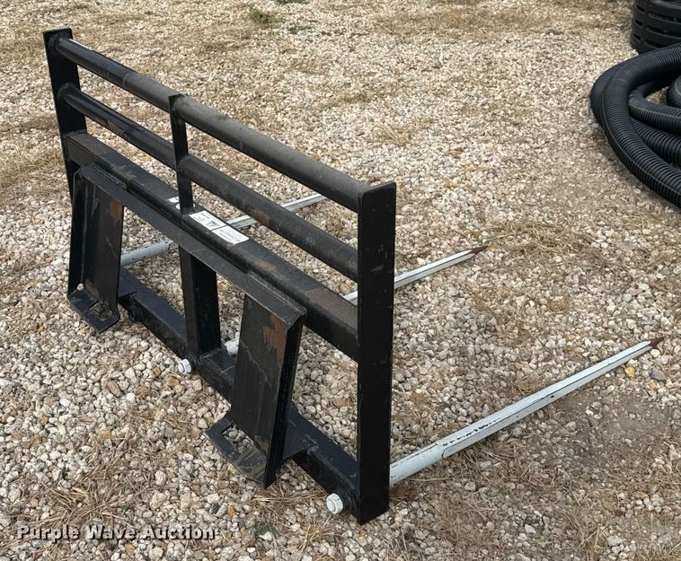 image for item EV1827 Tri-L  skid steer bale spear