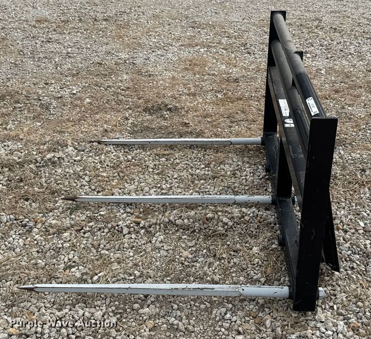 image for item EV1827 Tri-L  skid steer bale spear