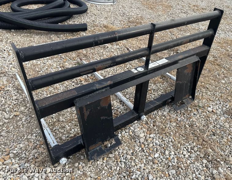 image for item EV1827 Tri-L  skid steer bale spear