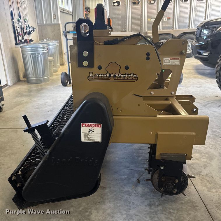 image for item EV1830 Land Pride APS1572 grain drill