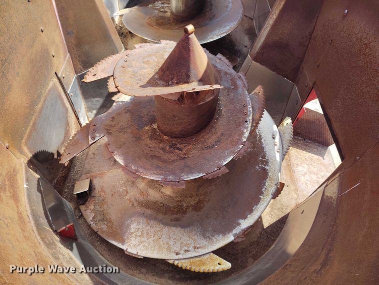 image for item IP9680 2010 Peecon VME-400 feed grinder/mixer