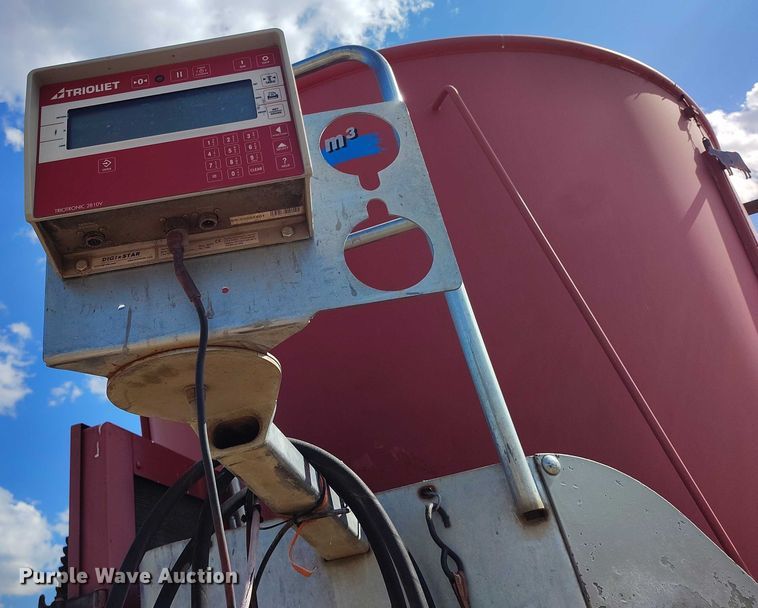 image for item IP9680 2010 Peecon VME-400 feed grinder/mixer