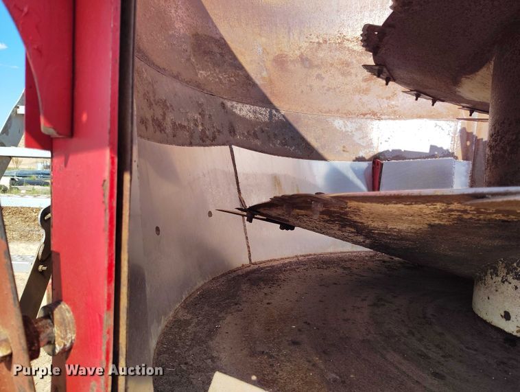 image for item IP9680 2010 Peecon VME-400 feed grinder/mixer