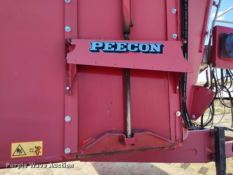 image for item IP9680 2010 Peecon VME-400 feed grinder/mixer