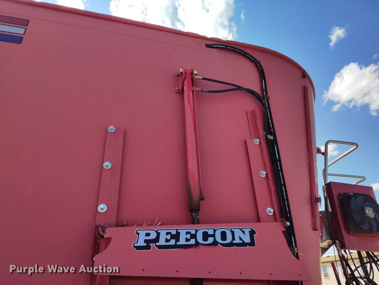 image for item IP9680 2010 Peecon VME-400 feed grinder/mixer