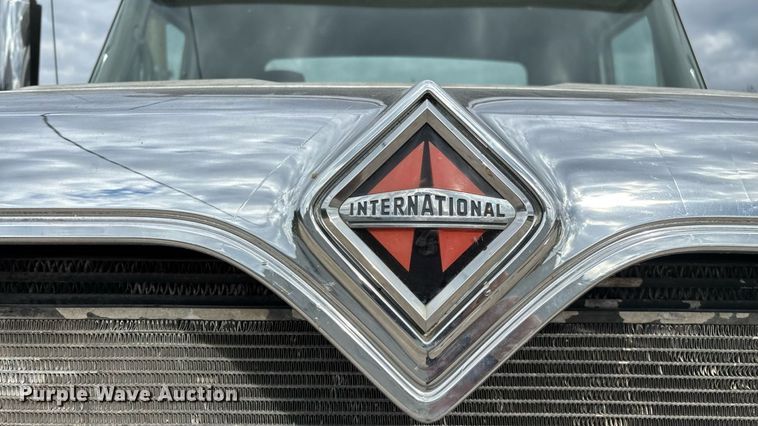 image for item KG9590 2009 International 7400 applicator truck cab and chassis  