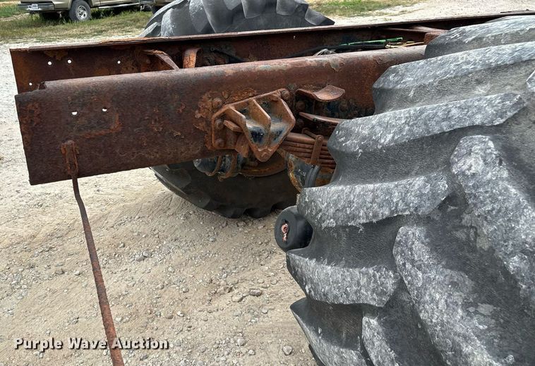 image for item KG9590 2009 International 7400 applicator truck cab and chassis  