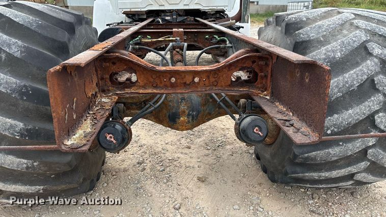 image for item KG9590 2009 International 7400 applicator truck cab and chassis  