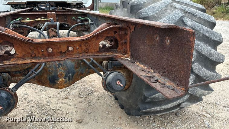 image for item KG9590 2009 International 7400 applicator truck cab and chassis  