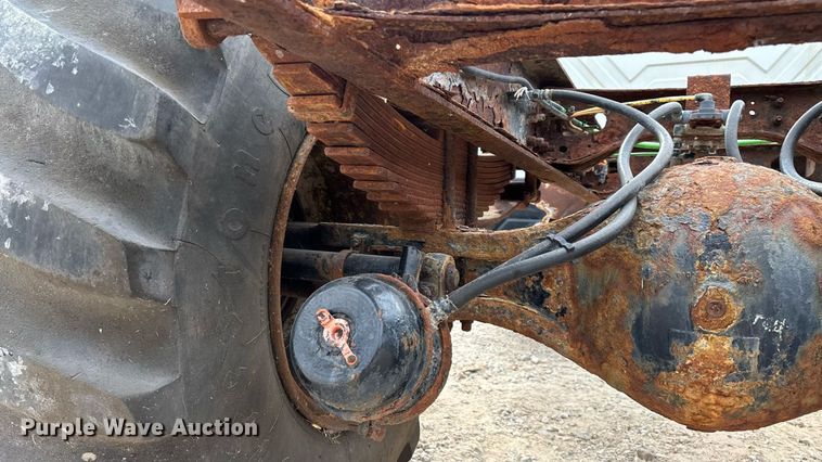 image for item KG9590 2009 International 7400 applicator truck cab and chassis  