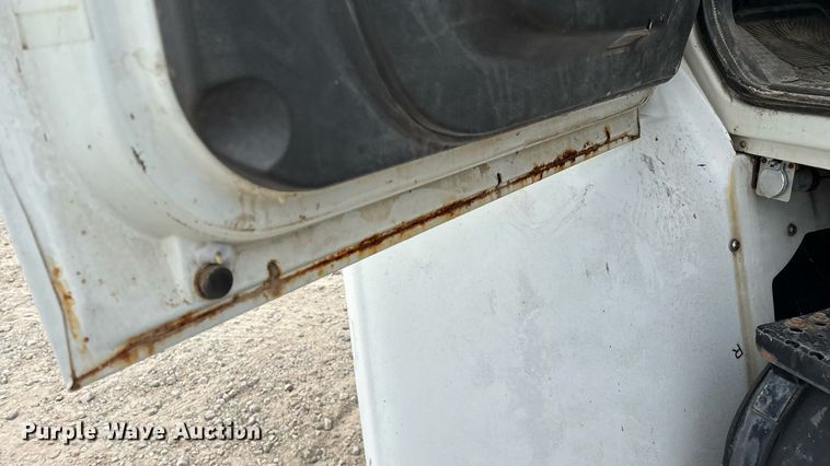 image for item KG9590 2009 International 7400 applicator truck cab and chassis  