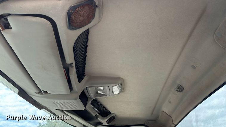 image for item KG9590 2009 International 7400 applicator truck cab and chassis  