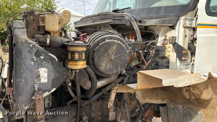 image for item KG9590 2009 International 7400 applicator truck cab and chassis  