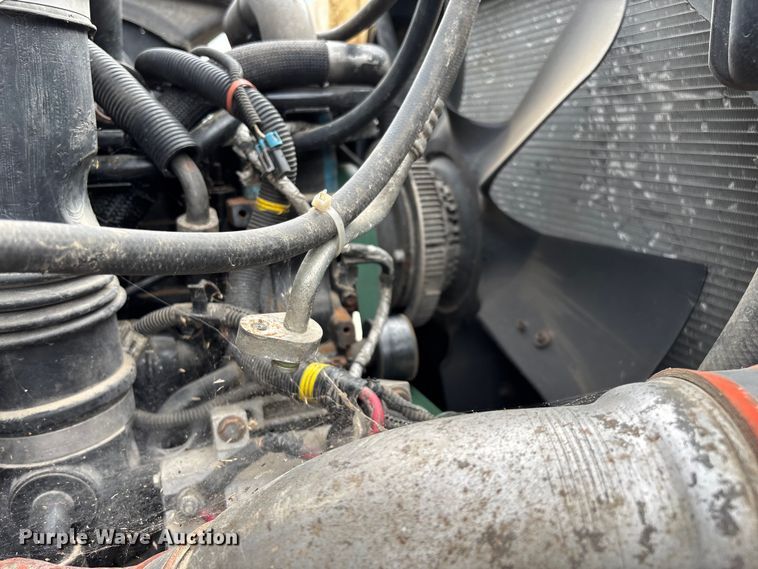 image for item KG9590 2009 International 7400 applicator truck cab and chassis  