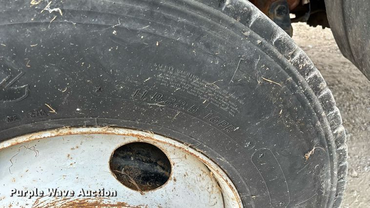 image for item KG9590 2009 International 7400 applicator truck cab and chassis  