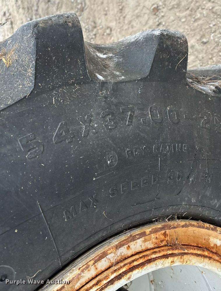 image for item KG9590 2009 International 7400 applicator truck cab and chassis  