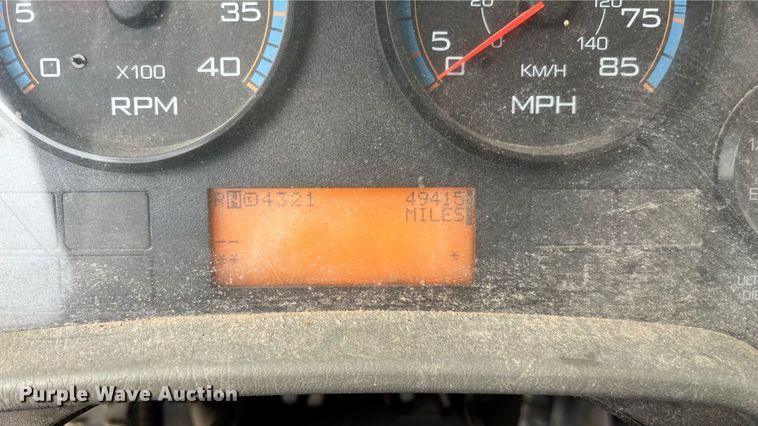 image for item KG9590 2009 International 7400 applicator truck cab and chassis  