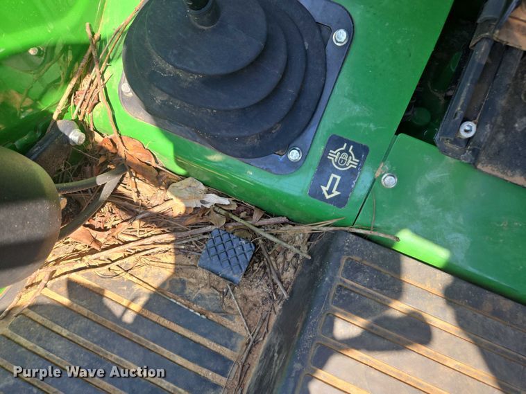 image for item YA1056 2022 John Deere 5055E MFWD tractor