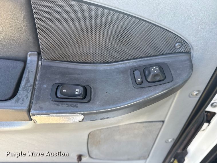 image for item DJ7766 2002 Freightliner Century Class semi truck