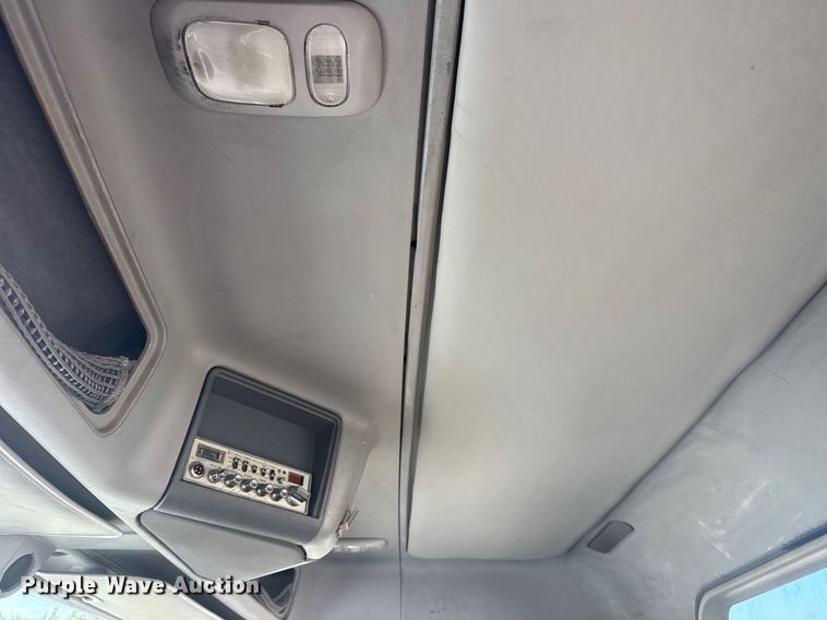 image for item DJ7766 2002 Freightliner Century Class semi truck