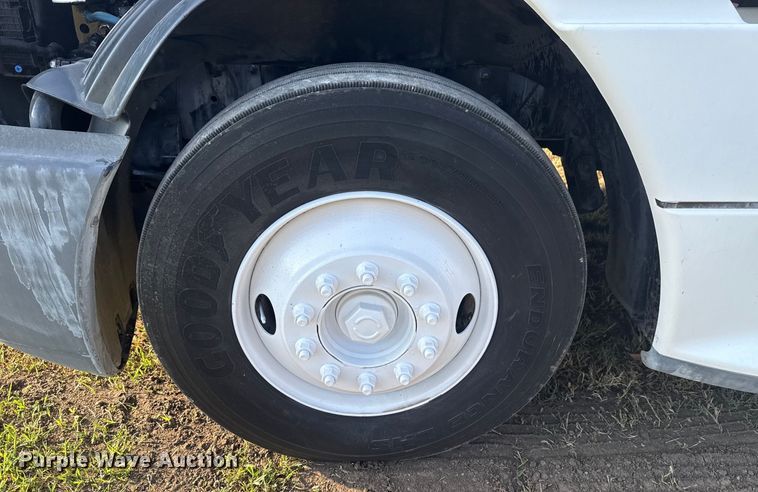 image for item DJ7766 2002 Freightliner Century Class semi truck